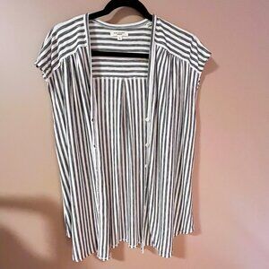 NWOT EASY WEAR Sleeveless Summer Long Blouse Grey Stripe Sz M - XL